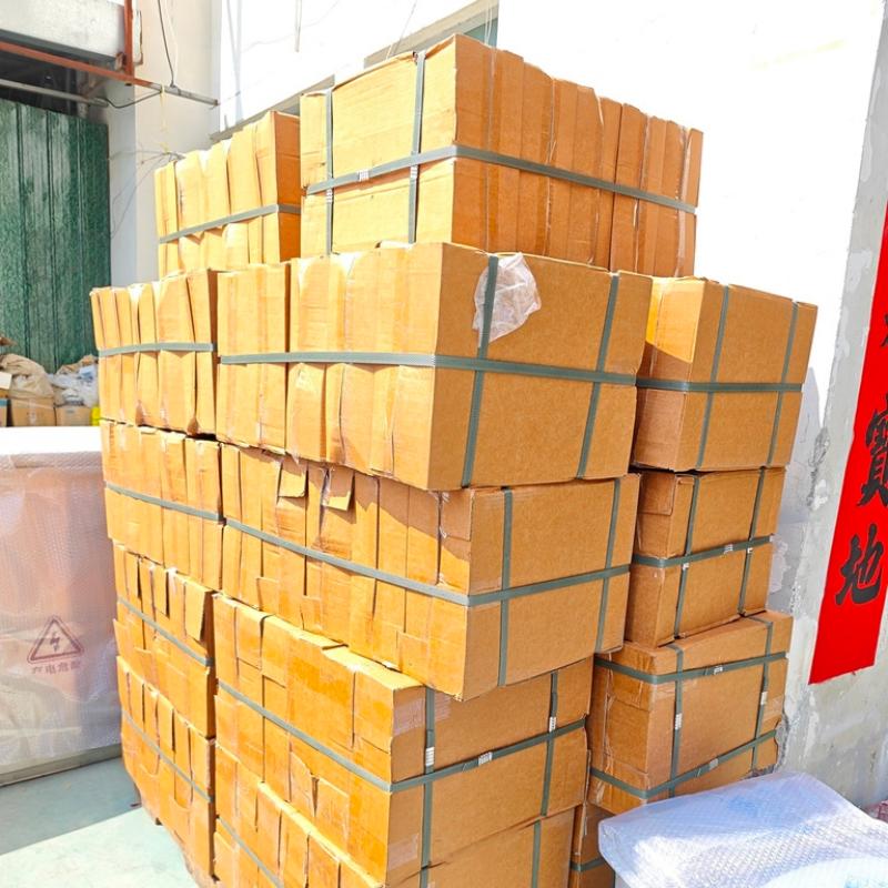 Првата серија нарачки на кутии за броила за електрична енергија од нови клиенти во ОК се успешно испратени