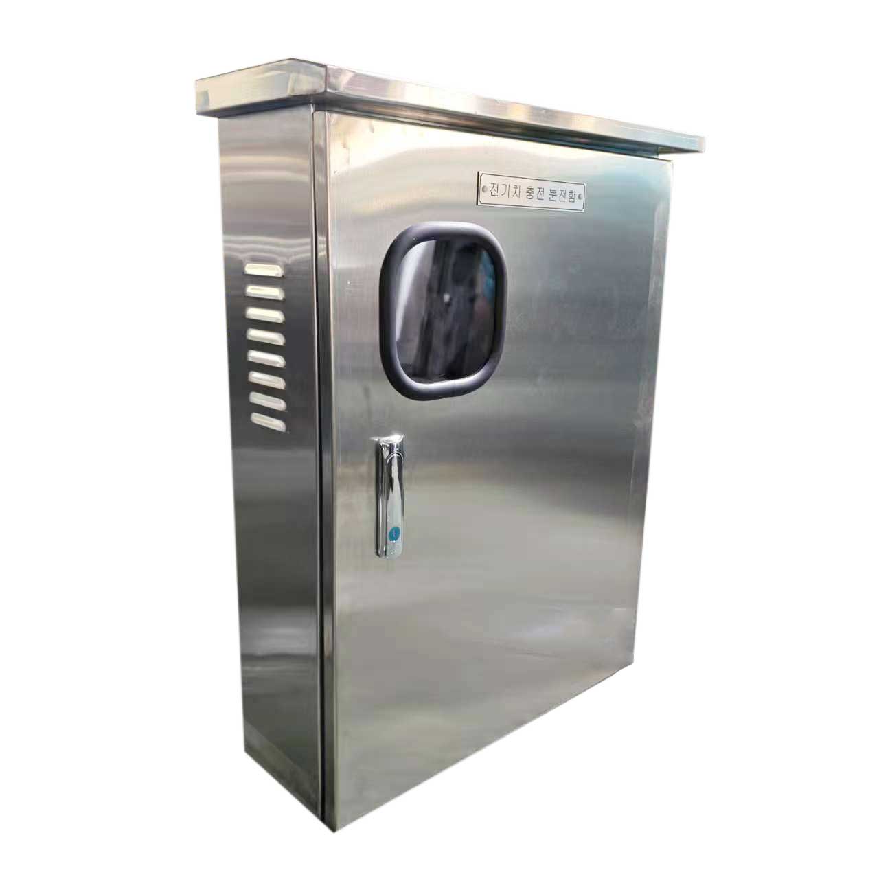 Приспособена надворешна кутија за дистрибуција за полнење електрични возила отпорна на дожд: достапни се 16 големини, обезбедувајќи флексибилни решенија за усогласување на куповите за полнење